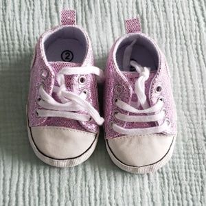 Baby shoes, Converse, size 2, purple sparkly